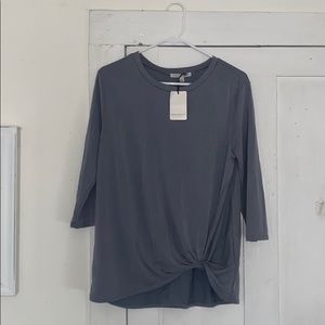 Gray 3/4 sleeve top